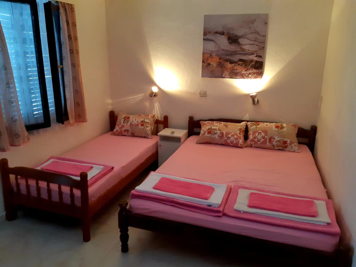 Apartments Ceca Tivat Exterior foto