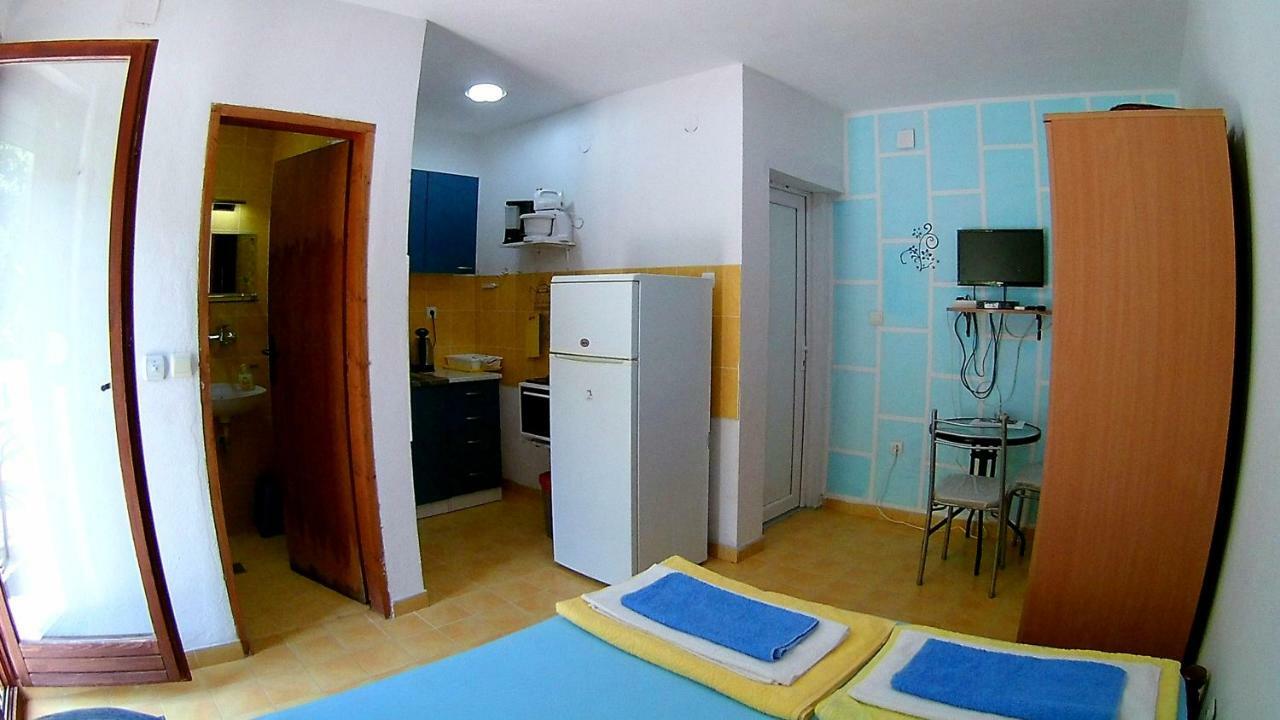 Apartments Ceca Tivat Exterior foto